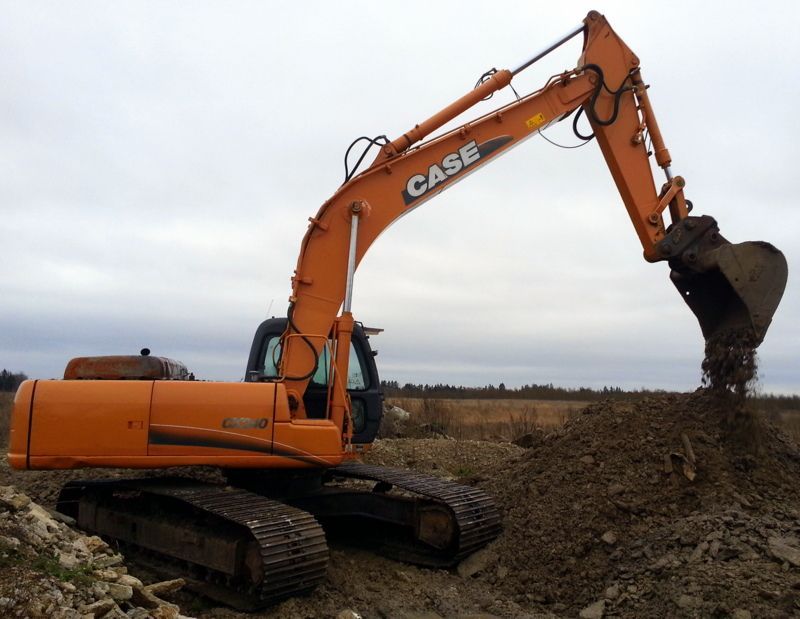 Ekskavaator CASE CX240 – 24T