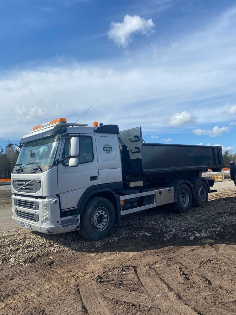 Kallurid Volvo FM400 8×4