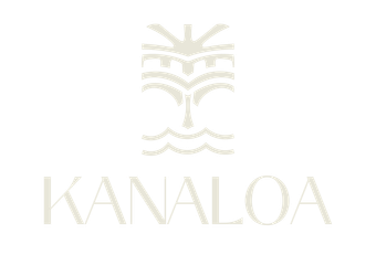 Logotipo de KANALOA con un símbolo de estilo tiki de color beige pálido sobre el nombre de la marca.