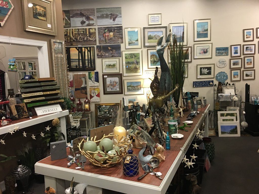 Gallery — Table Full of Decorations in Wilmington, NC