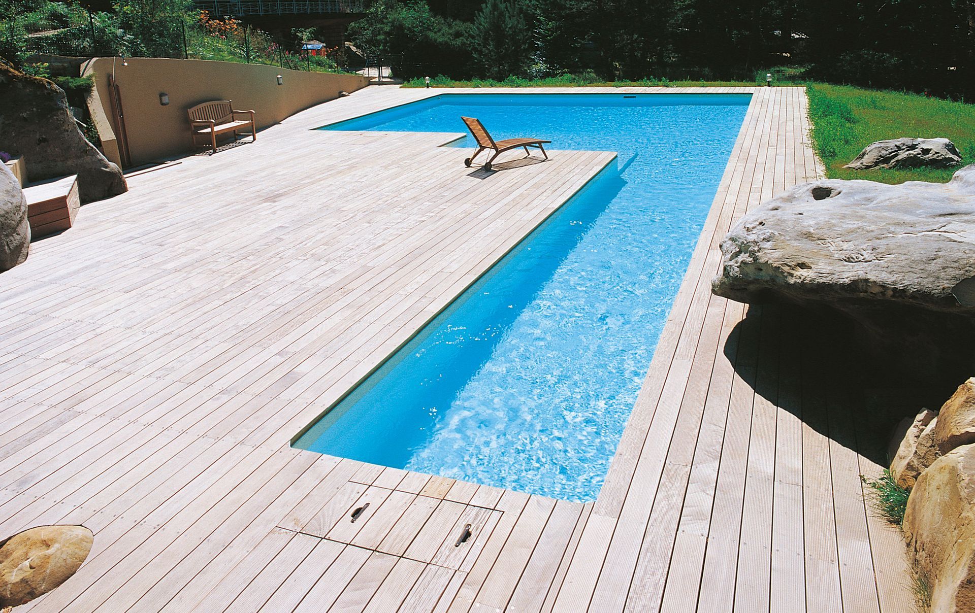 Desjoyaux pool installation in residential North Georgia home