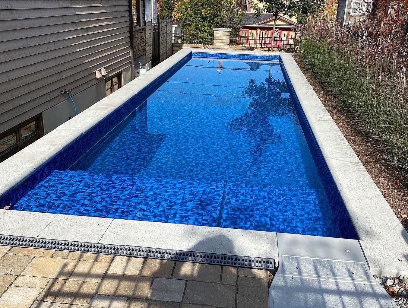Small space pool installation with eco-friendly features
