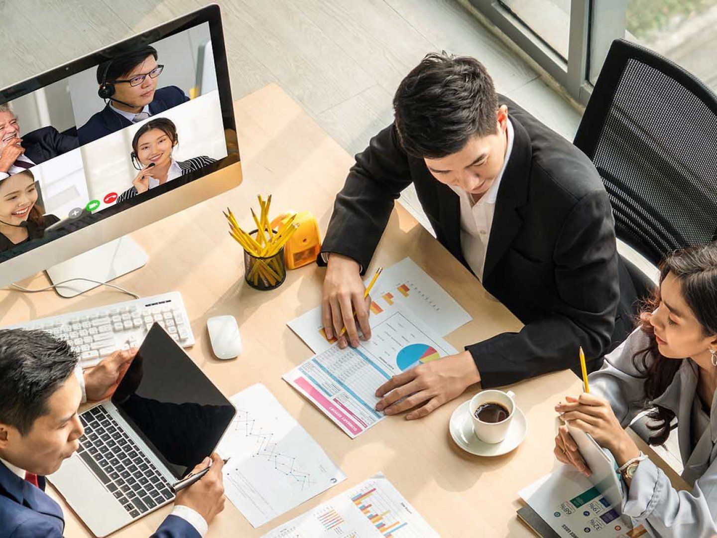 Virtual Meeting with company members