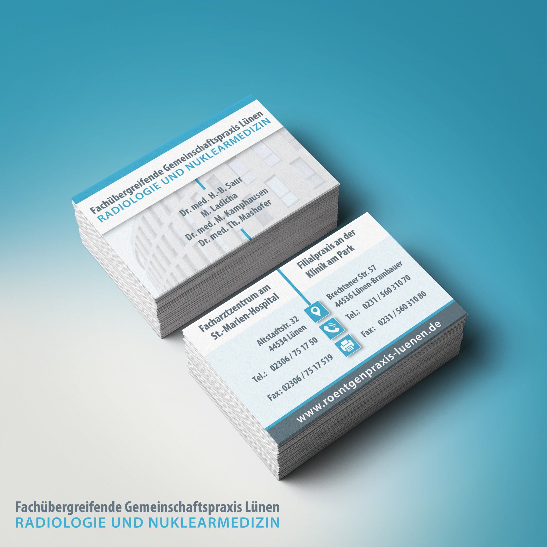 A stack of business cards for fachübergreifende gemeinschaftspraxis radiologie und nuklearmedizin