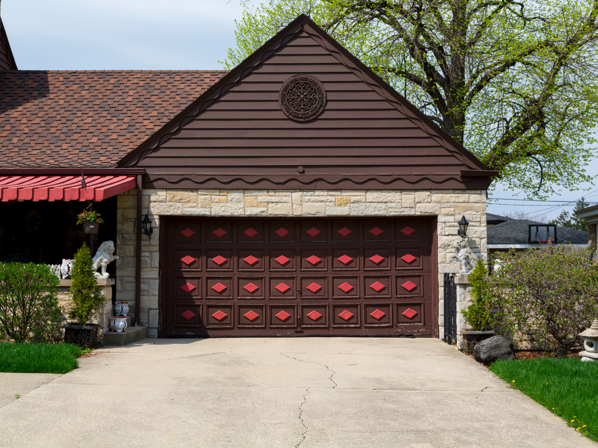 Choosing your garage door designs