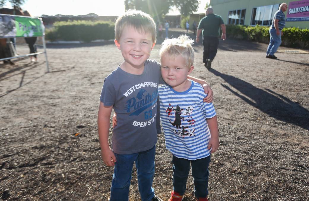 Ashton Thomas, 5, and Riley Thomas, 4, of Warrnambool