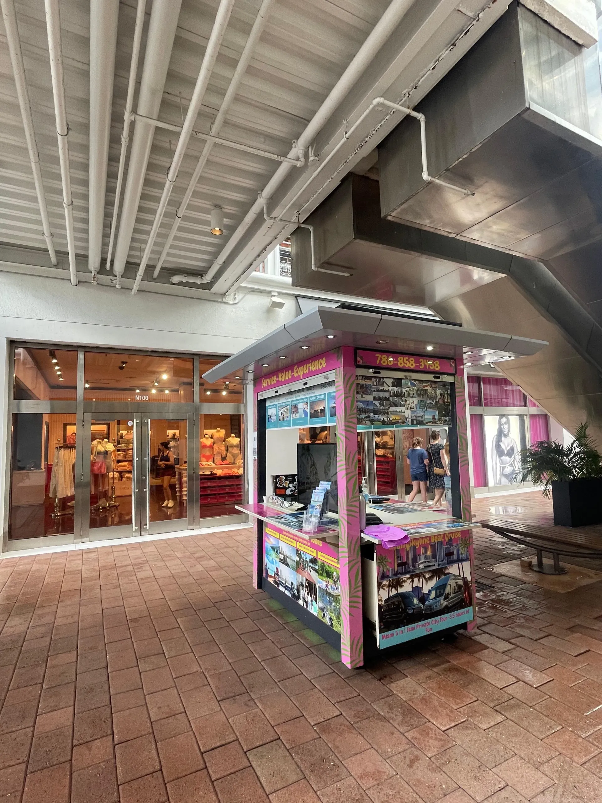 Miami Everglades tour check-in location at Bayside Marketplace near Victoria’s Secret