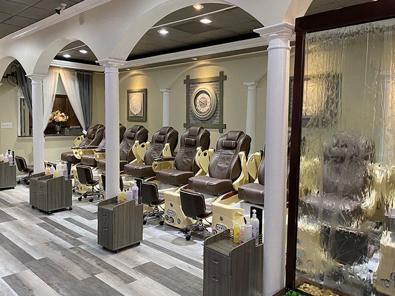 For Pedicure Sofas | Crofton, MD | Avalon Nails Spa