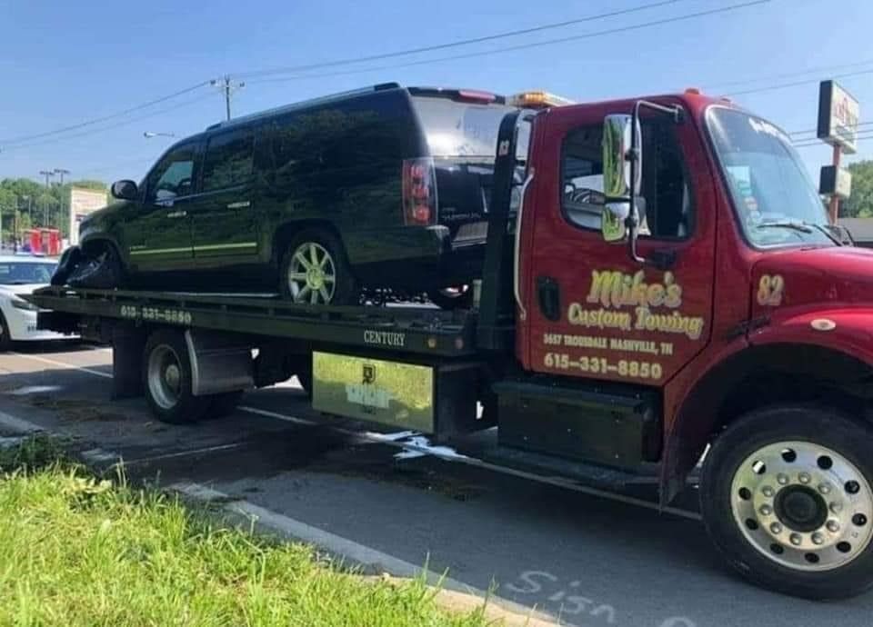 Business Towing Truck — Nashville, TN — Mike’s Custom Towing