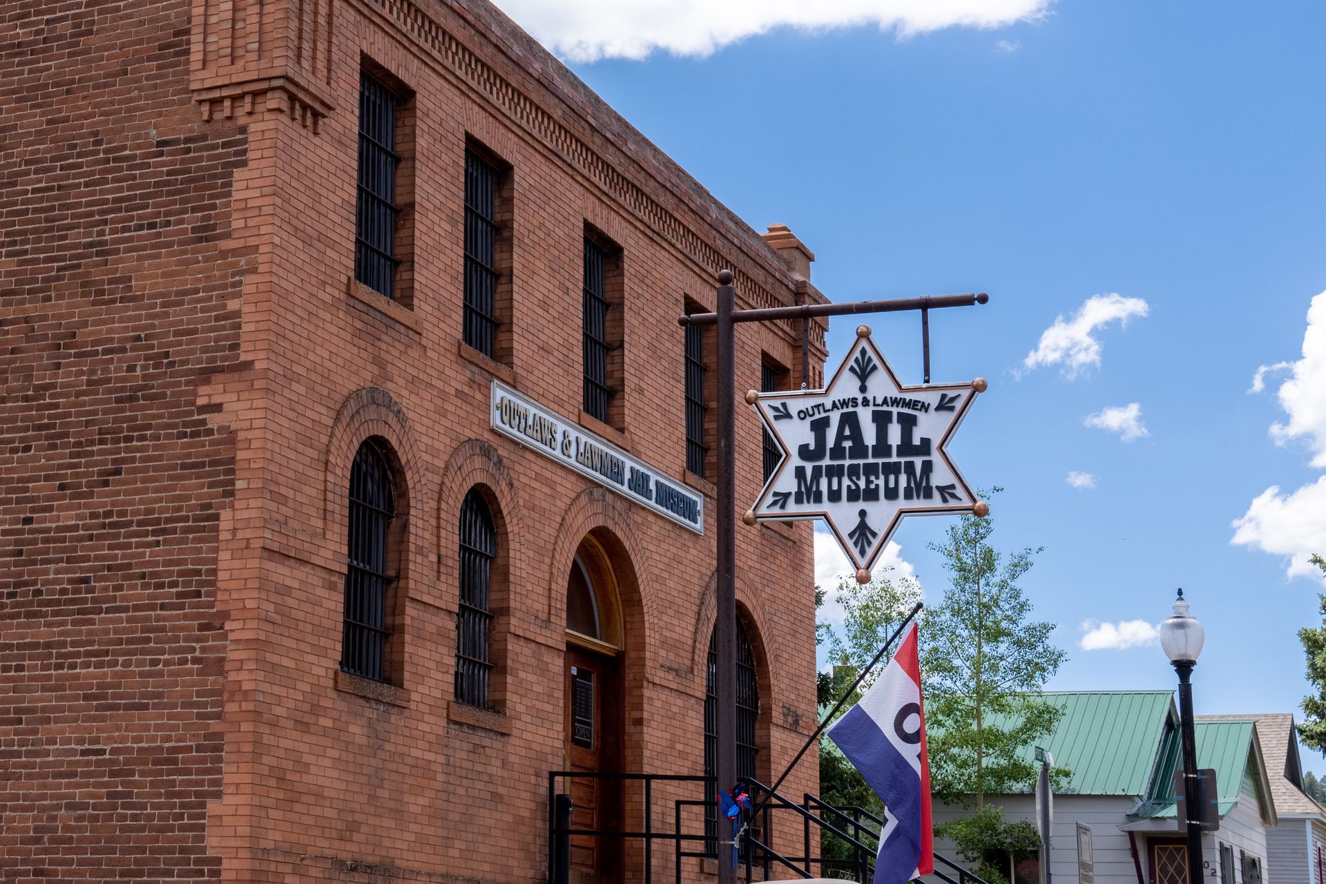 outlaws and lawmen jail museum