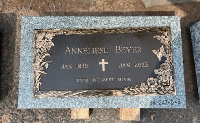 misty bronze plaques for tomb stones