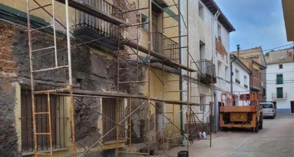 Restaurar Fachadas con Mortero con Enfoscado Monocapa en Loja, Granada