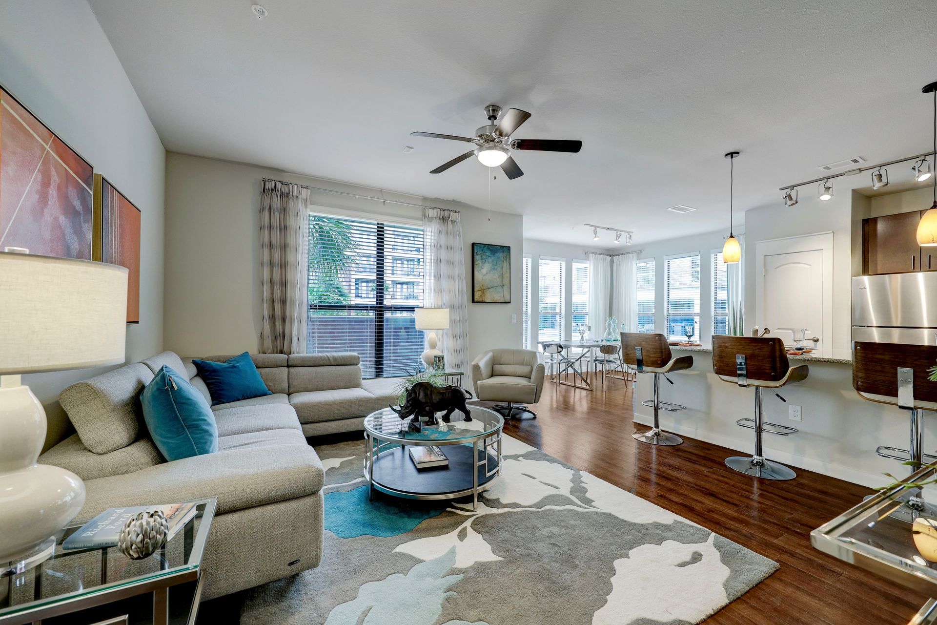 San Marino | Apartments in Houston, TX