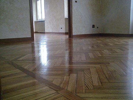pavimento in legno con disegno