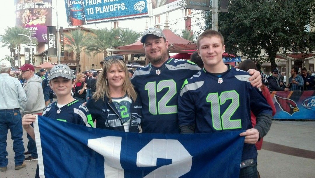 Jeremy Munsen With Family — Deer Park, WA — 20/20 Exteriors