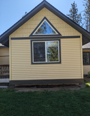 New vinyl siding project that we just completed in Suncrest. Side View