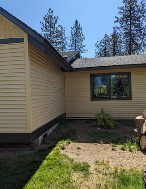 New vinyl siding project that we just completed in Suncrest. Side View