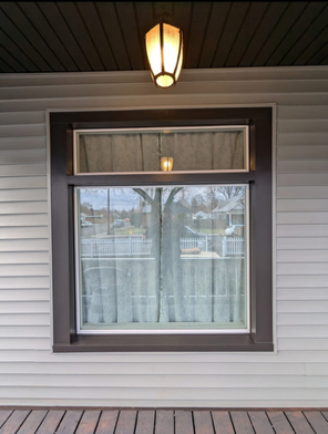 Mastic Carvedwood Vinyl Siding, porch