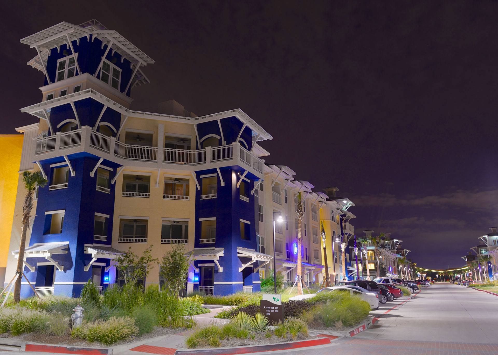 Exterior Nigh