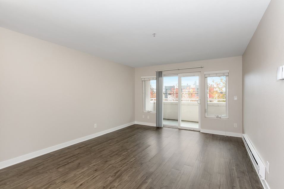 Living Area | NorthLink Apartments