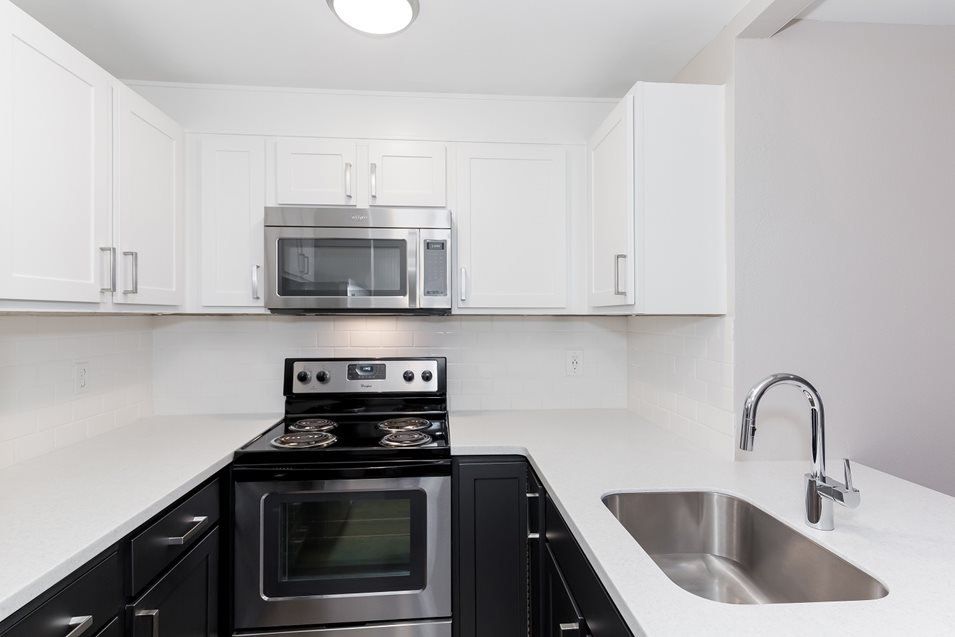Kitchen | NorthLink Apartments
