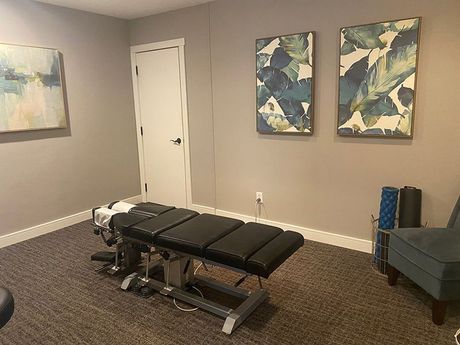 chiropractic adjustment bed for chiropractic care