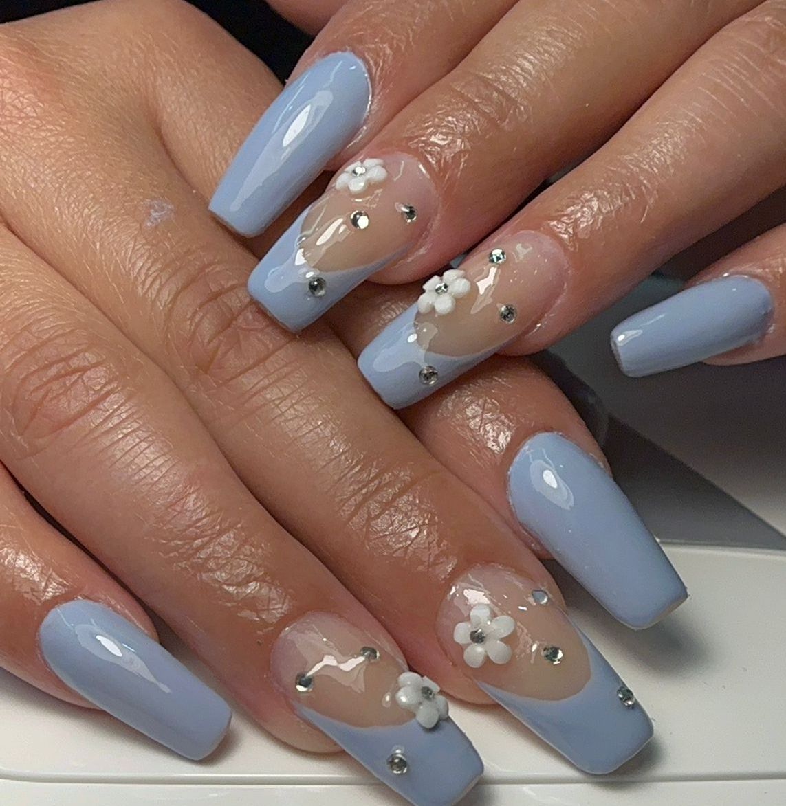 Nail Salon Lake Villa