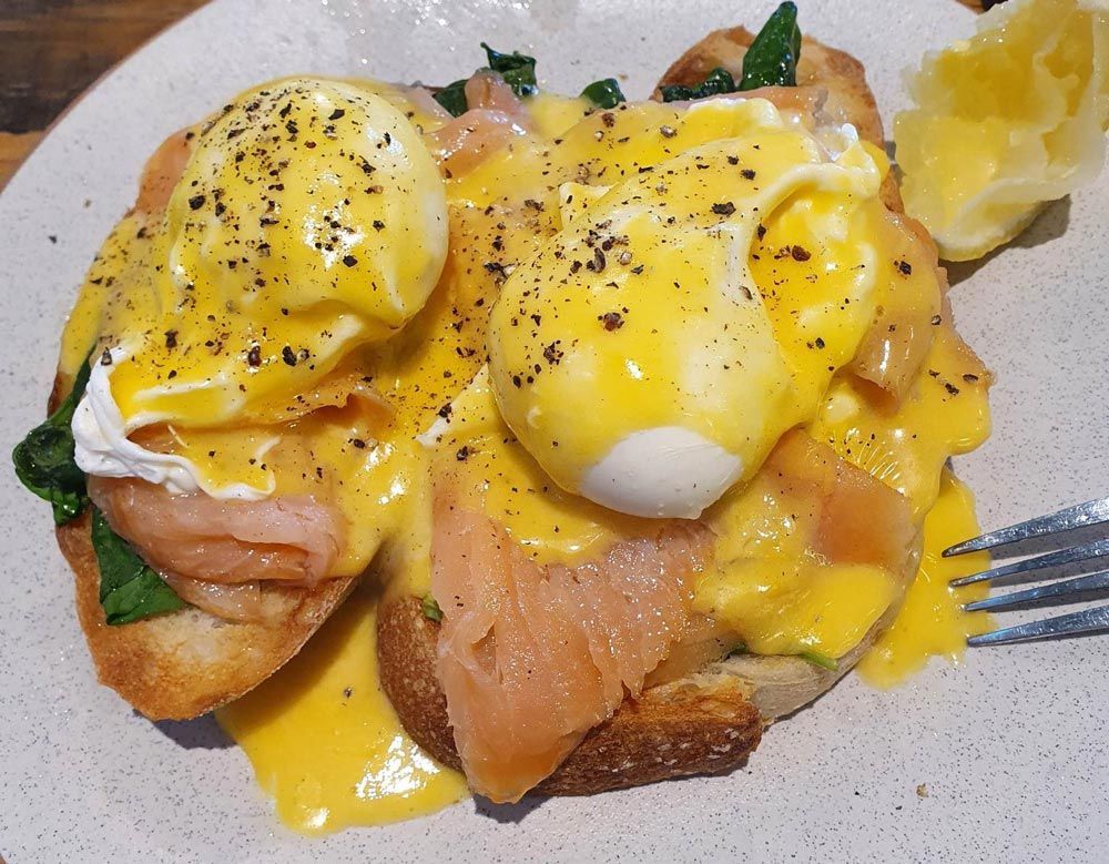 Smoked Salmon Eggs Benny — Seafood Platter in Portsmith, QLD
