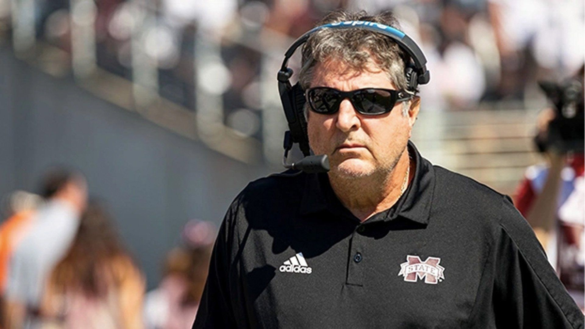 Mississippi State head coach Mike Leach dead at 61