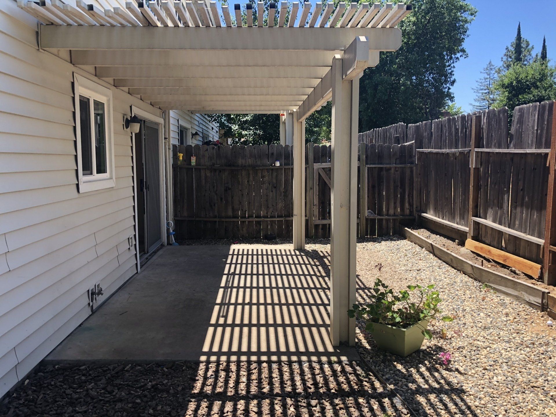 Sutter Oaks interior