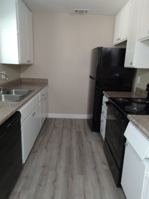 Sutter Oaks interior