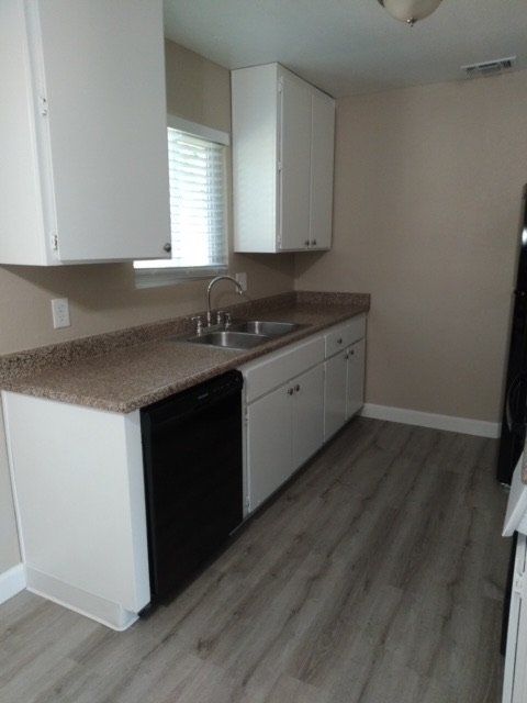 Sutter Oaks interior