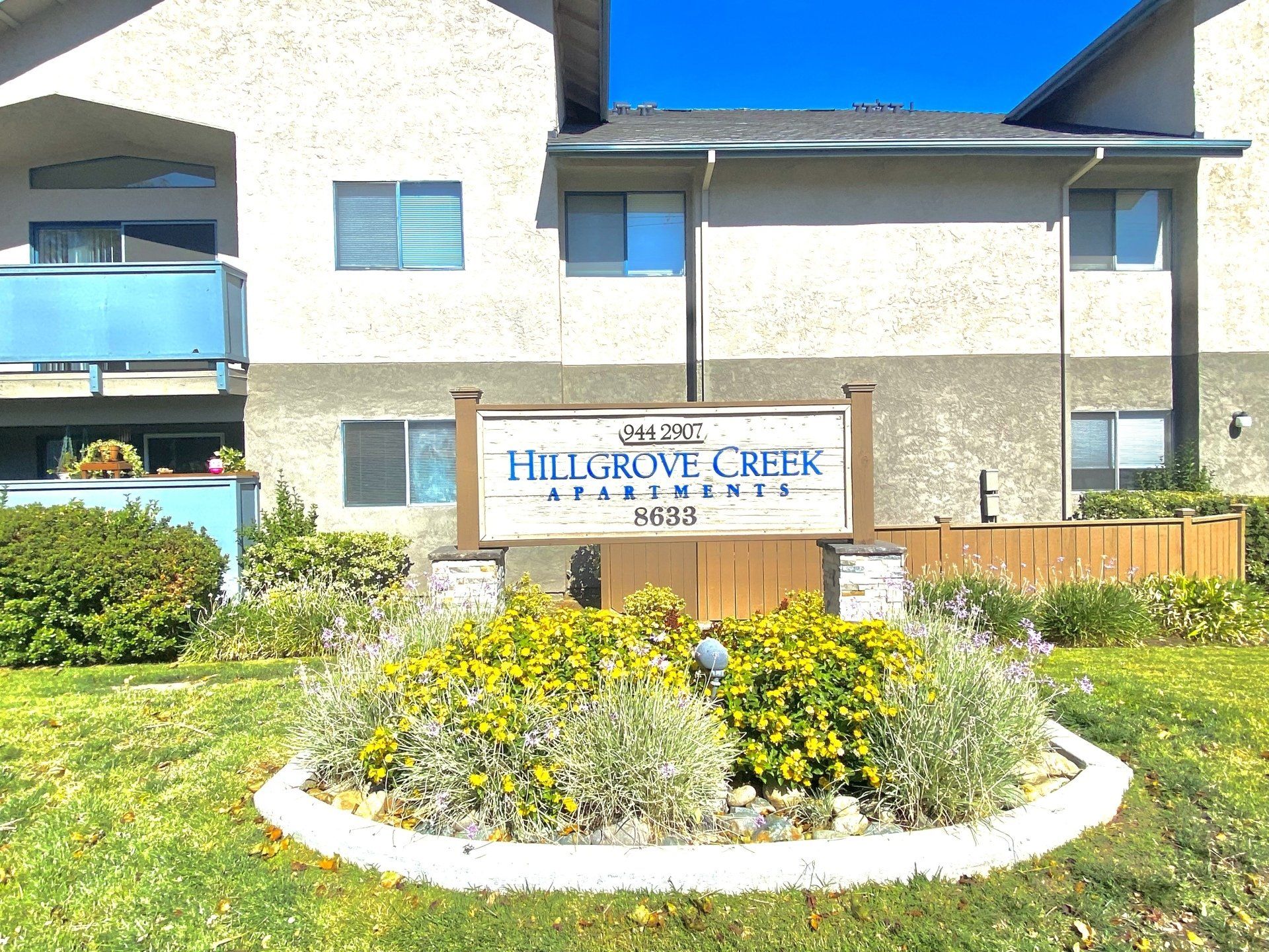 Hillgrove Creek Apartments 