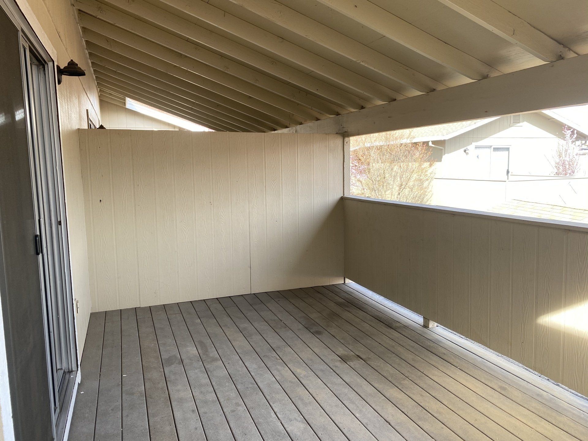 Sutter Oaks interior