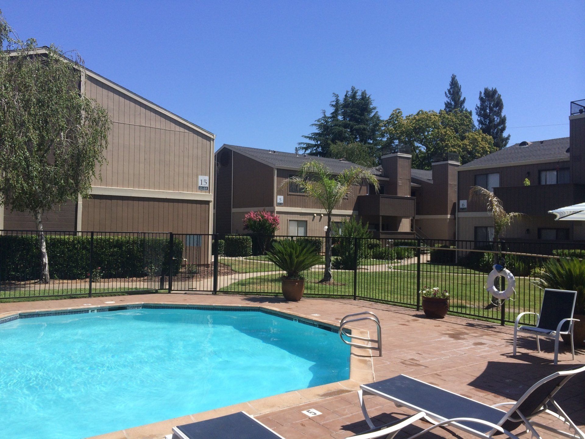 Hastings Ranch Pool