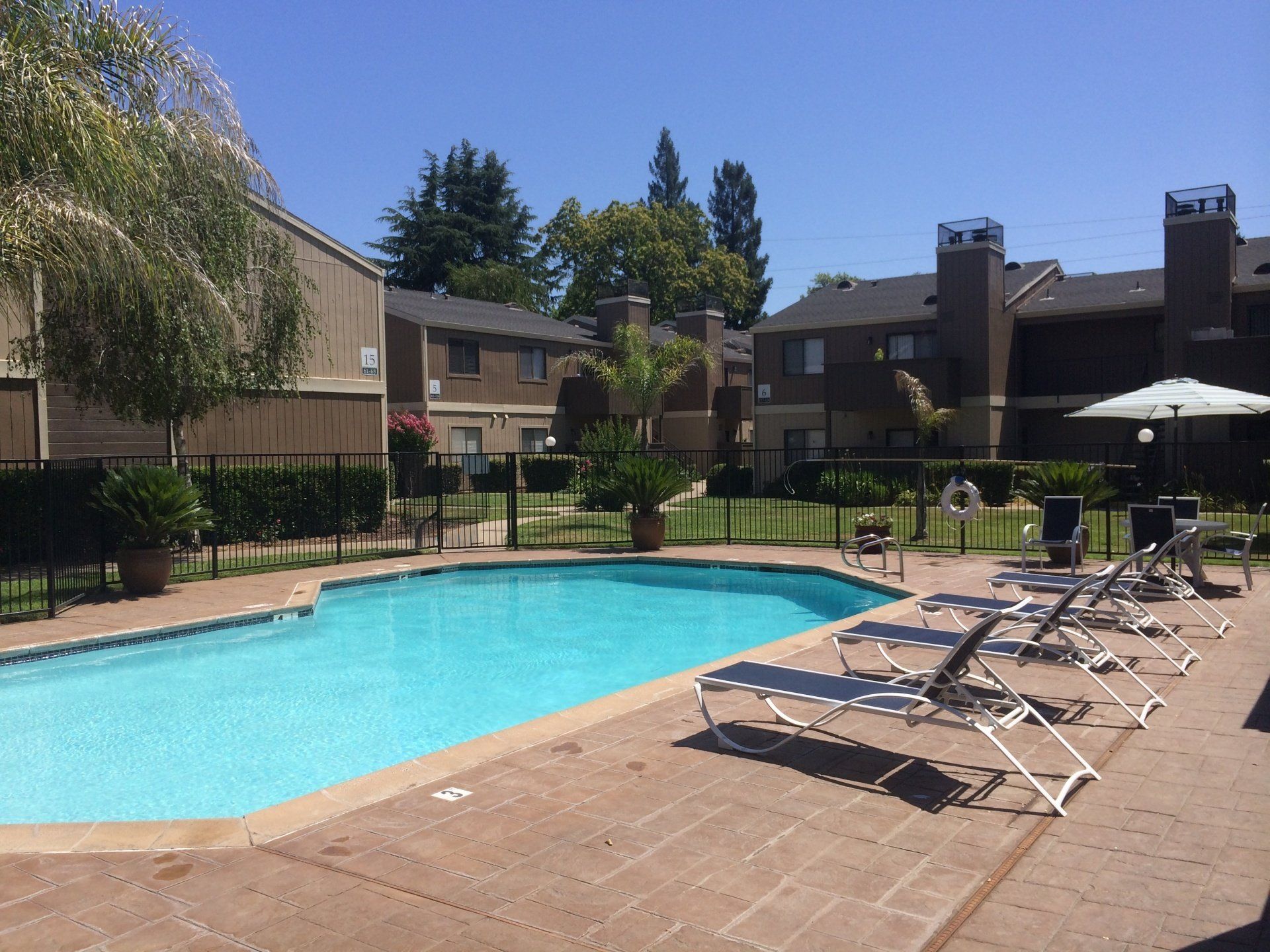 Hastings Ranch Pool