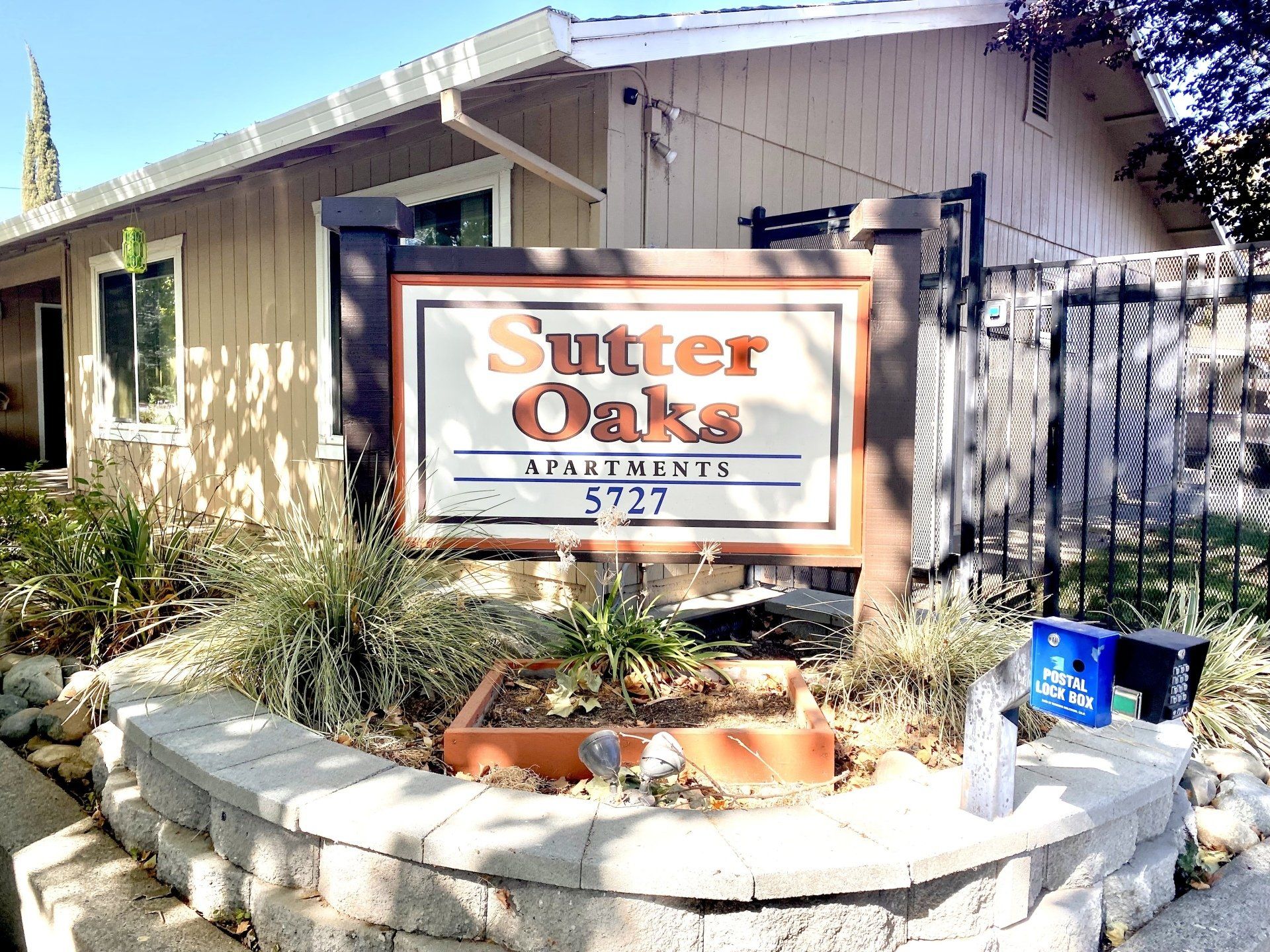 Sutter Oaks Apartments