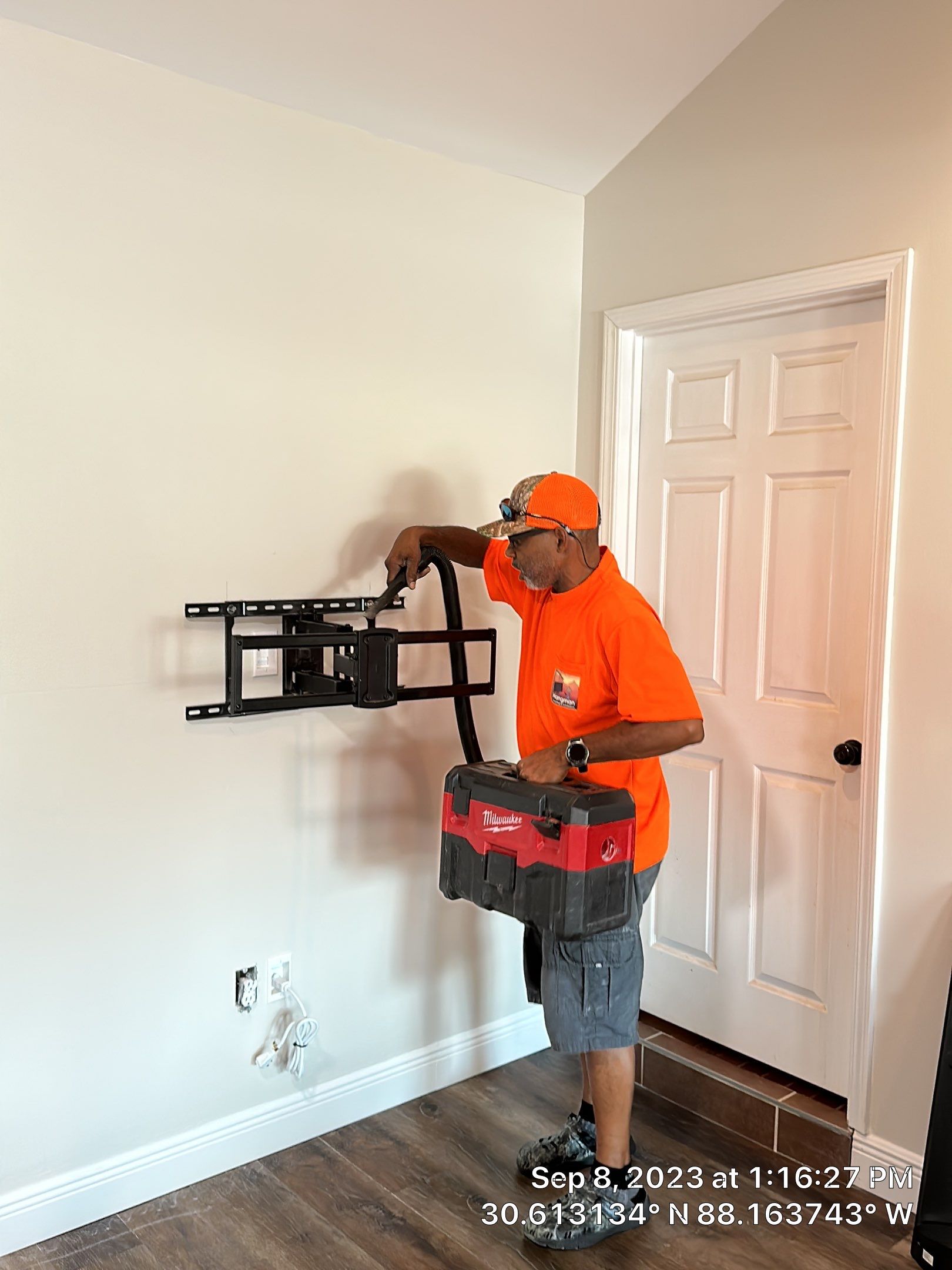 Handyman TV Installation Service