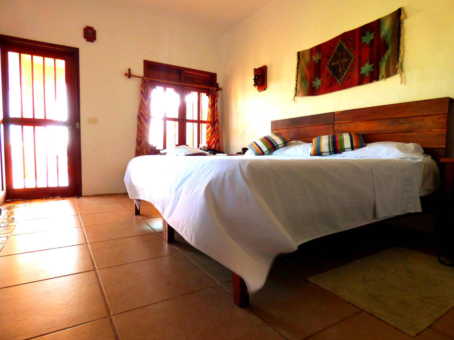 Uxmal King sized bed and Talevera sink