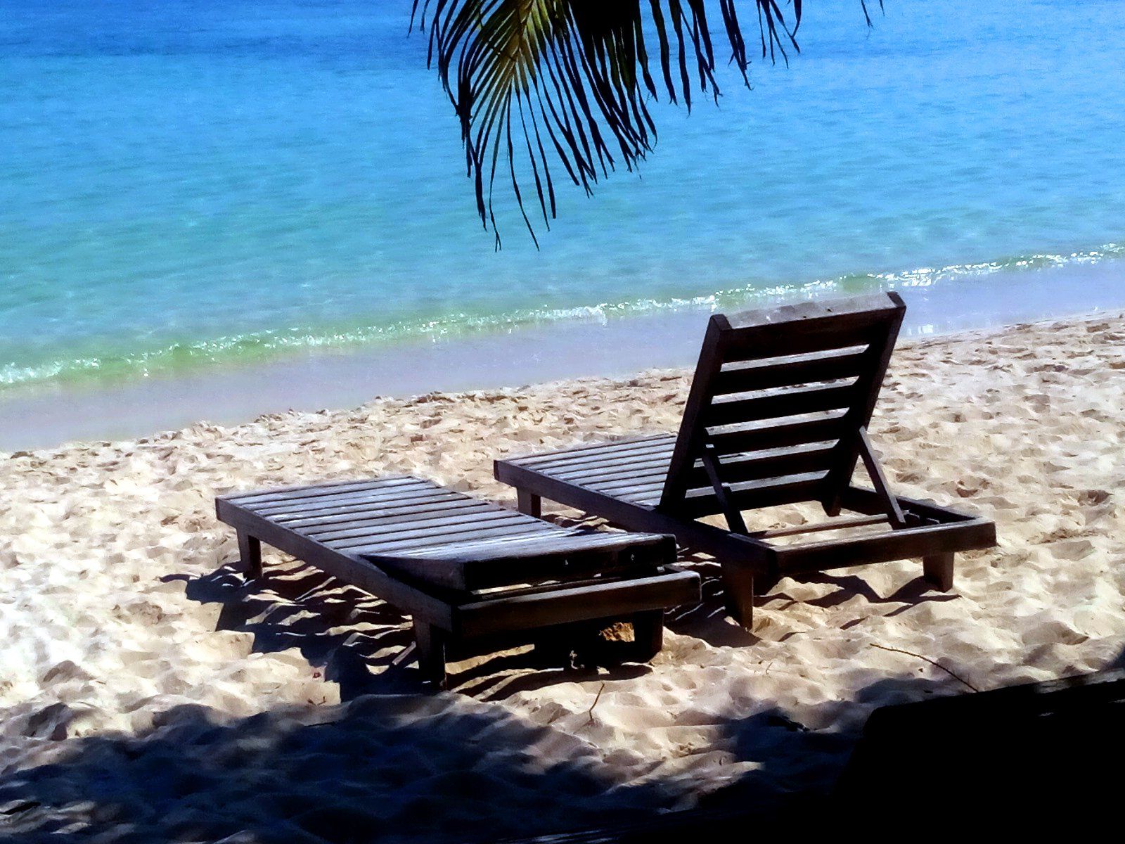 Beach Loungers, Caribbean hotel