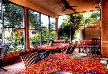 Restaurant - screened porch