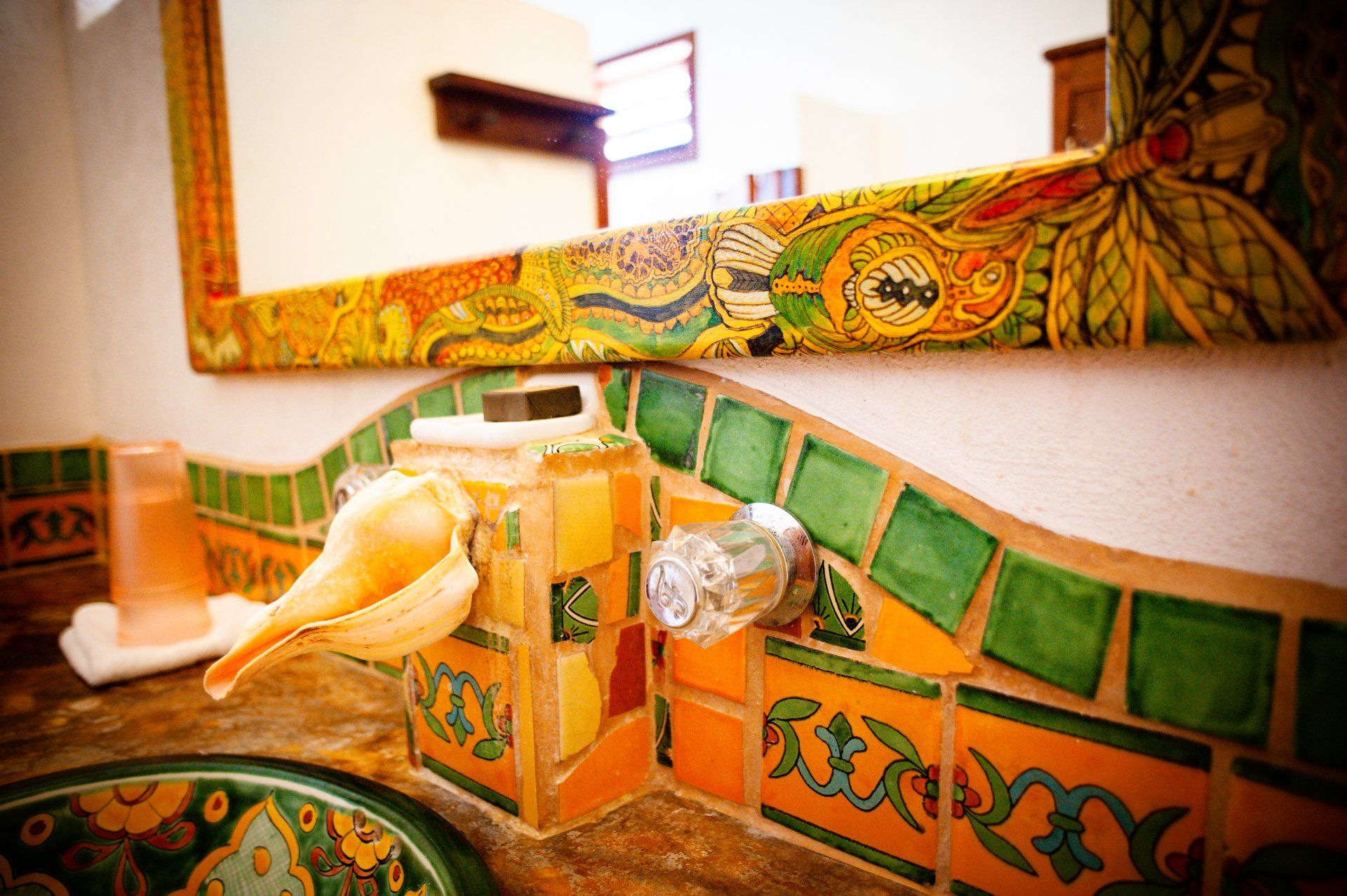 Sink in Uxmal, #7 with Welk shell faucet