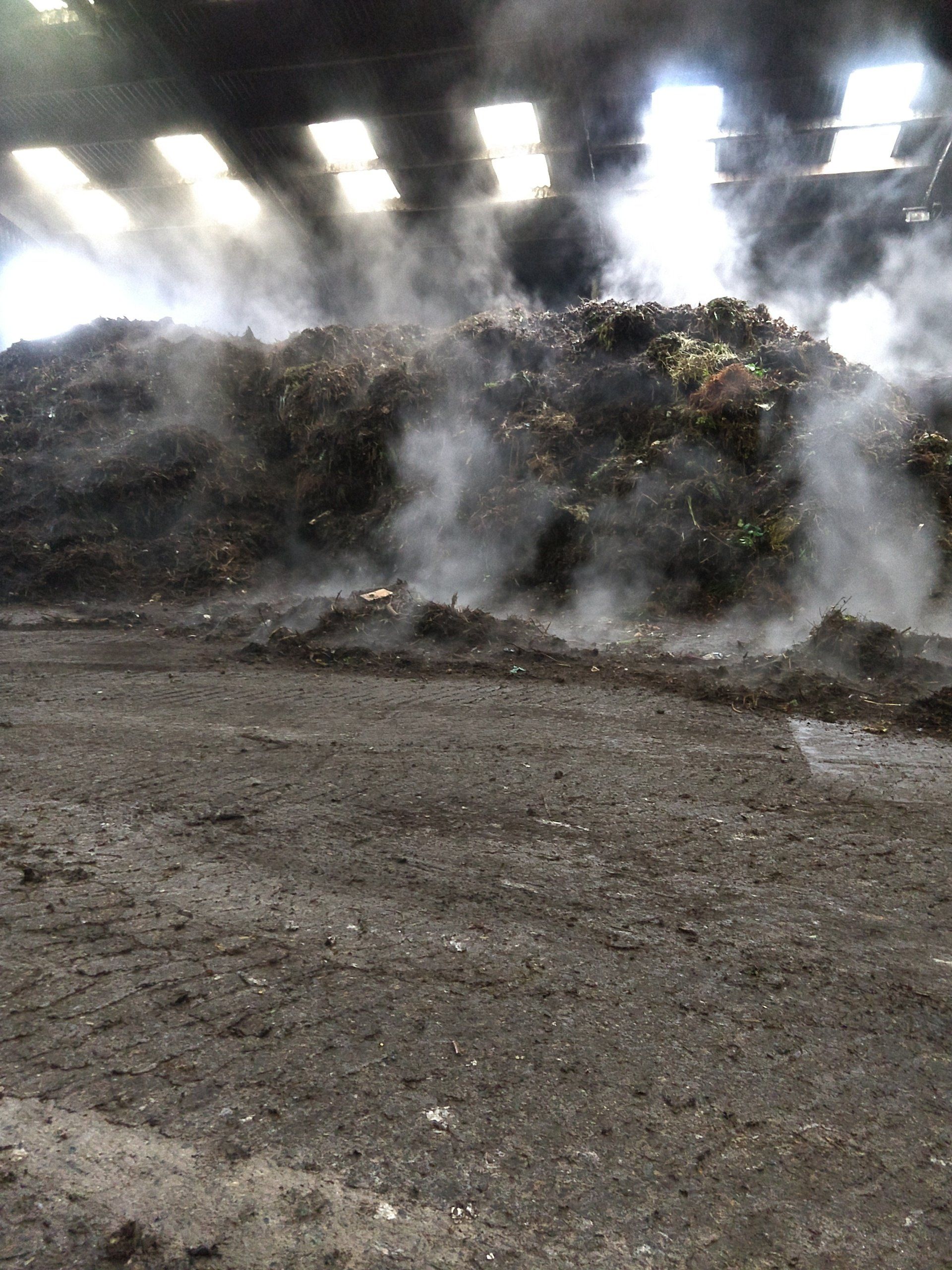 Composting feedstock pile