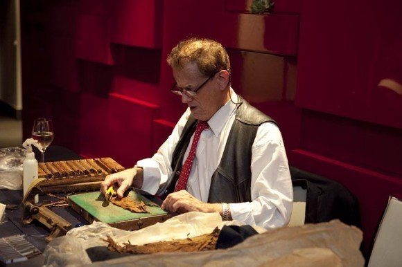 Frank Rolling Cigars