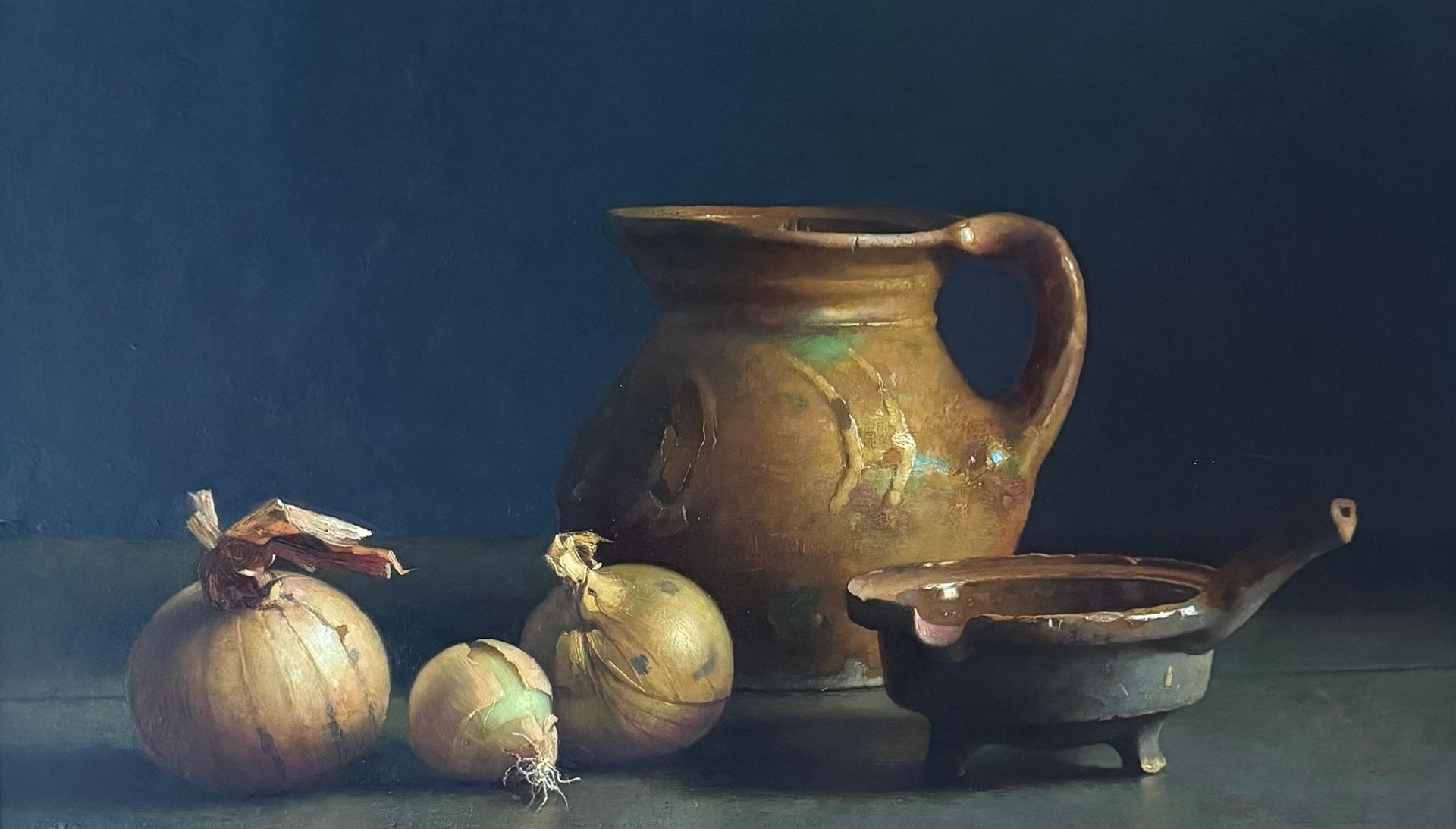 Henk Helmantel schilderij 2002 Aardewerk met drie uien