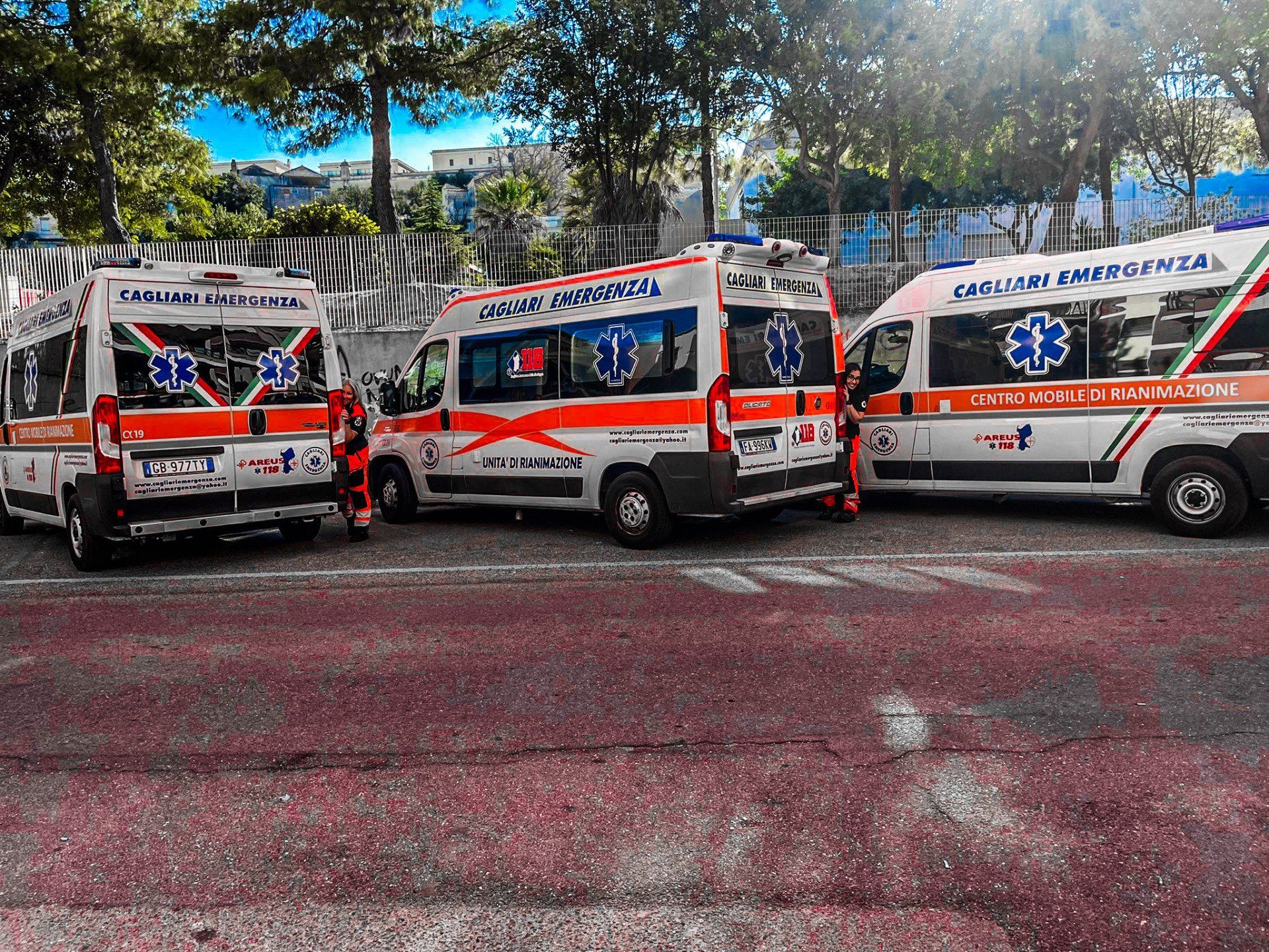 autoambulanze dell'associazione per il servizio di pronto soccorso