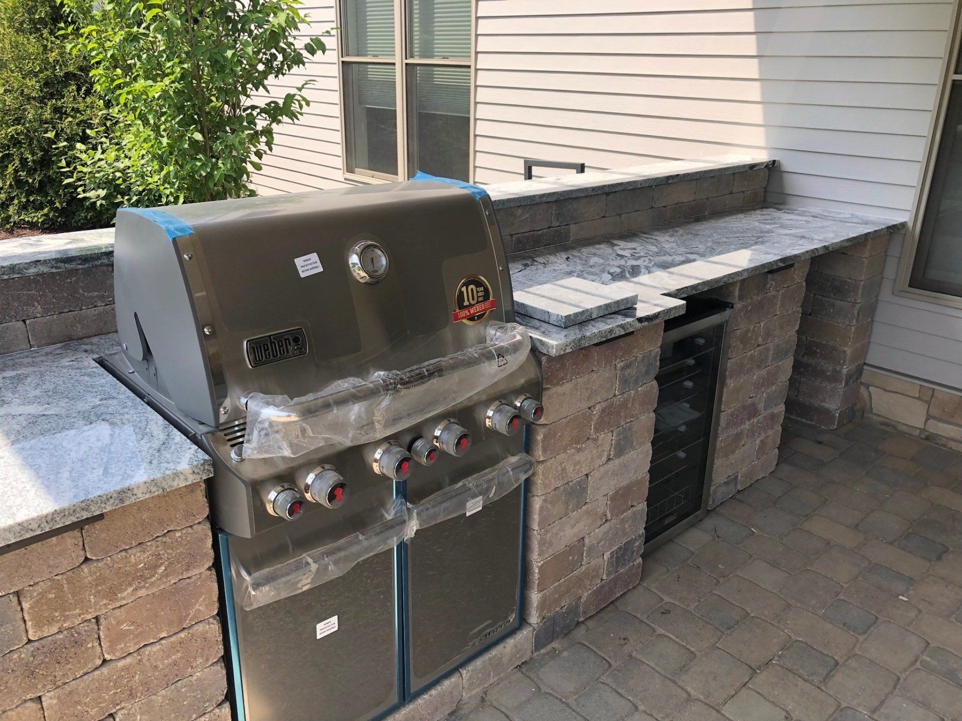Outdoor Kitchen
