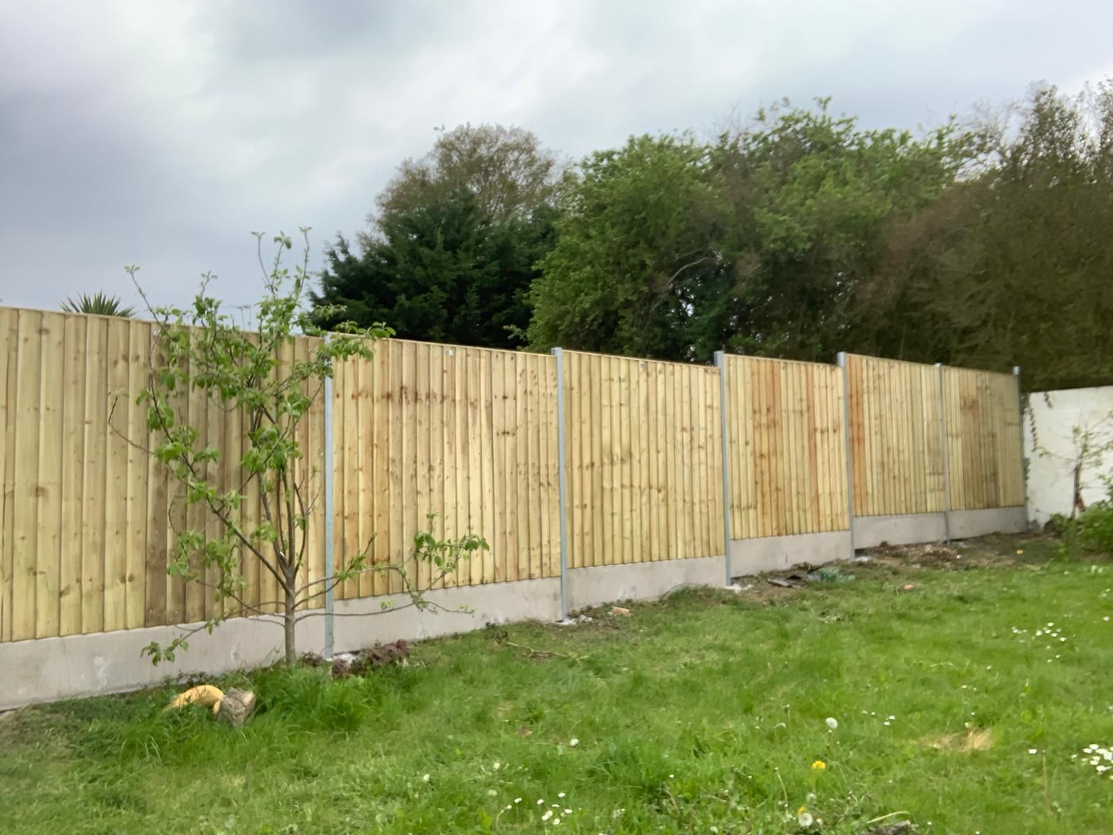 J&Z Fencing Penarth wooden fencing with concrete gravel boards and Duraposts