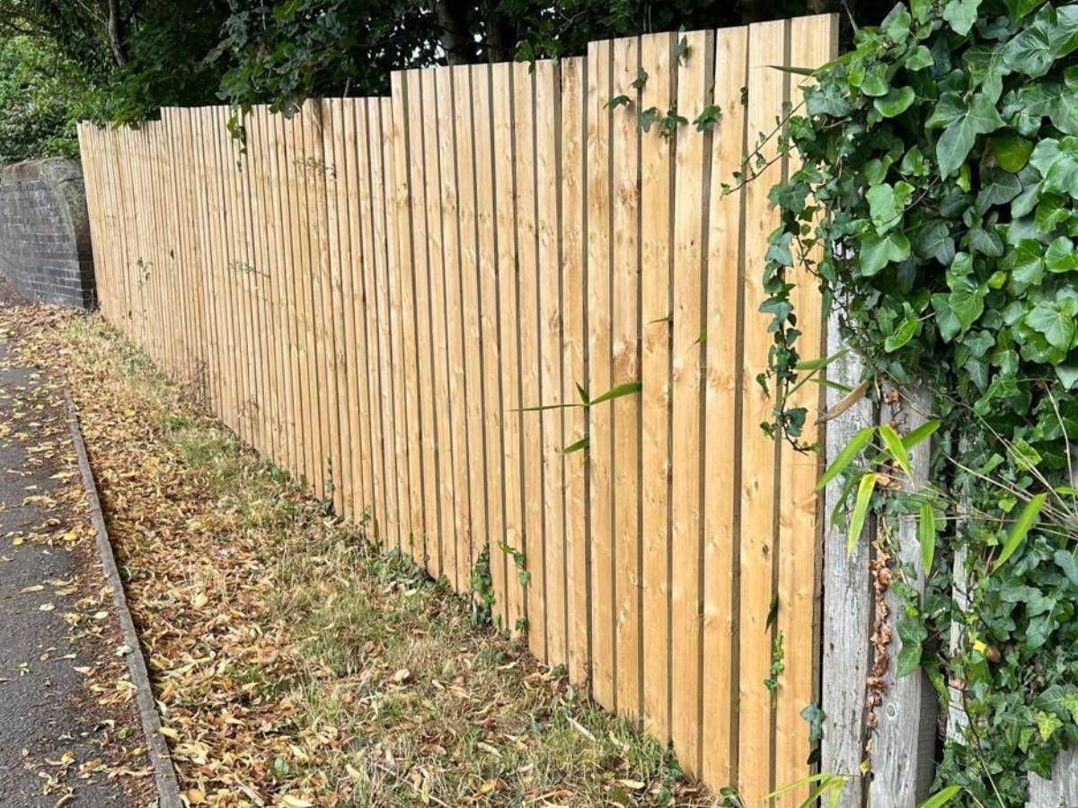 J&Z Fencing picket fencing in Rhoose