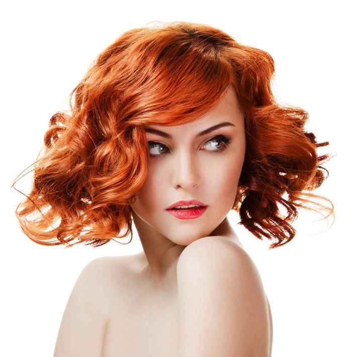 parrucca per donna taglio medio colore rosso